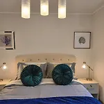 Hom I Studio Centrico 2Pax Santiago